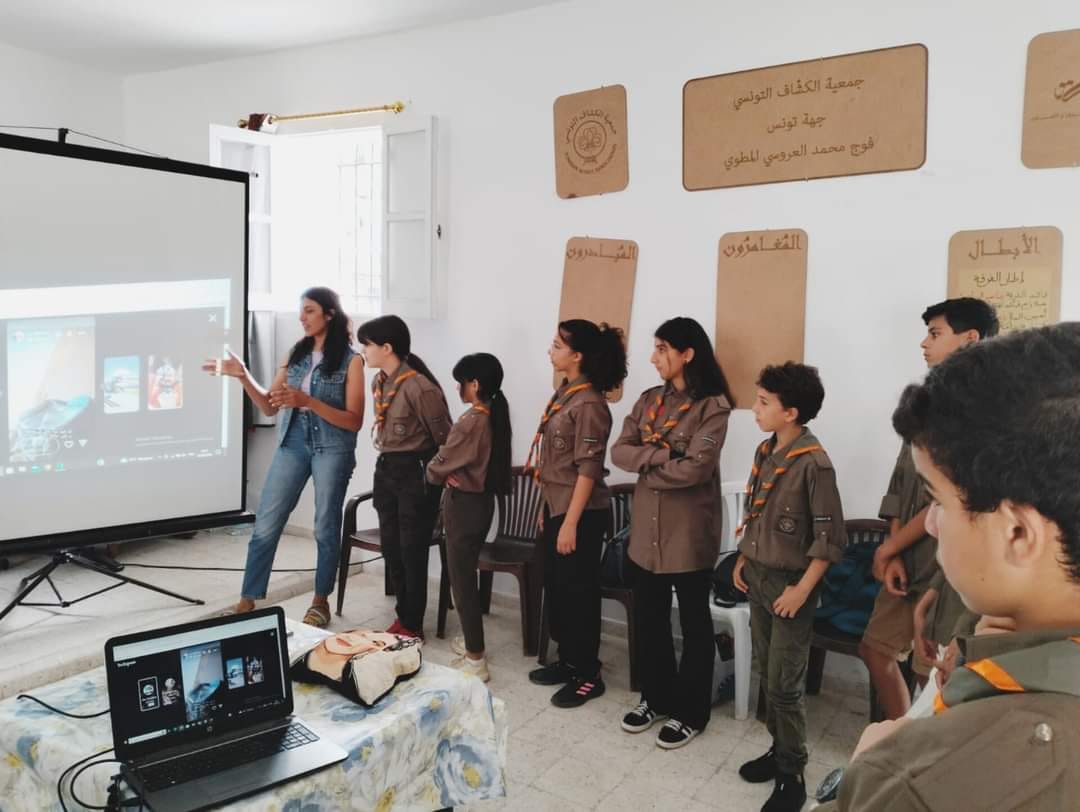 Une activité distinguée pour initier le sport du cyclisme au groupe Aroussi Matoui de l’Association le scout tunisien